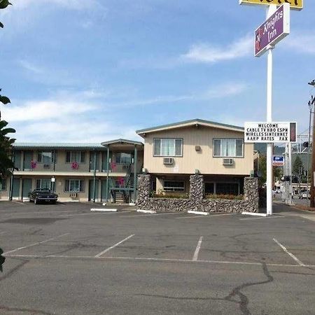 Knights Inn Motel แกรนท์พาส ภายนอก รูปภาพ
